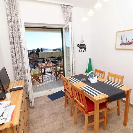 Trstenica Apartment